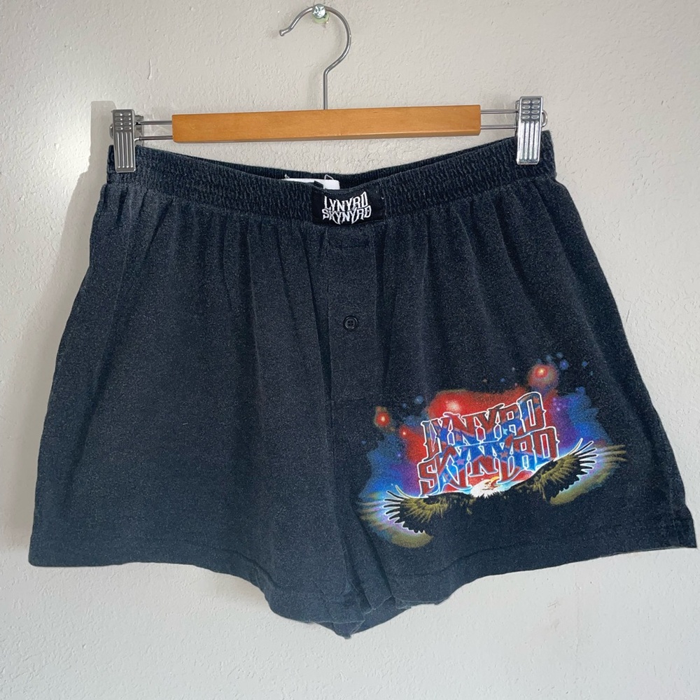 Lynyrd Skynyrd Graphic Black Shorts vintage Y2K size large 2006